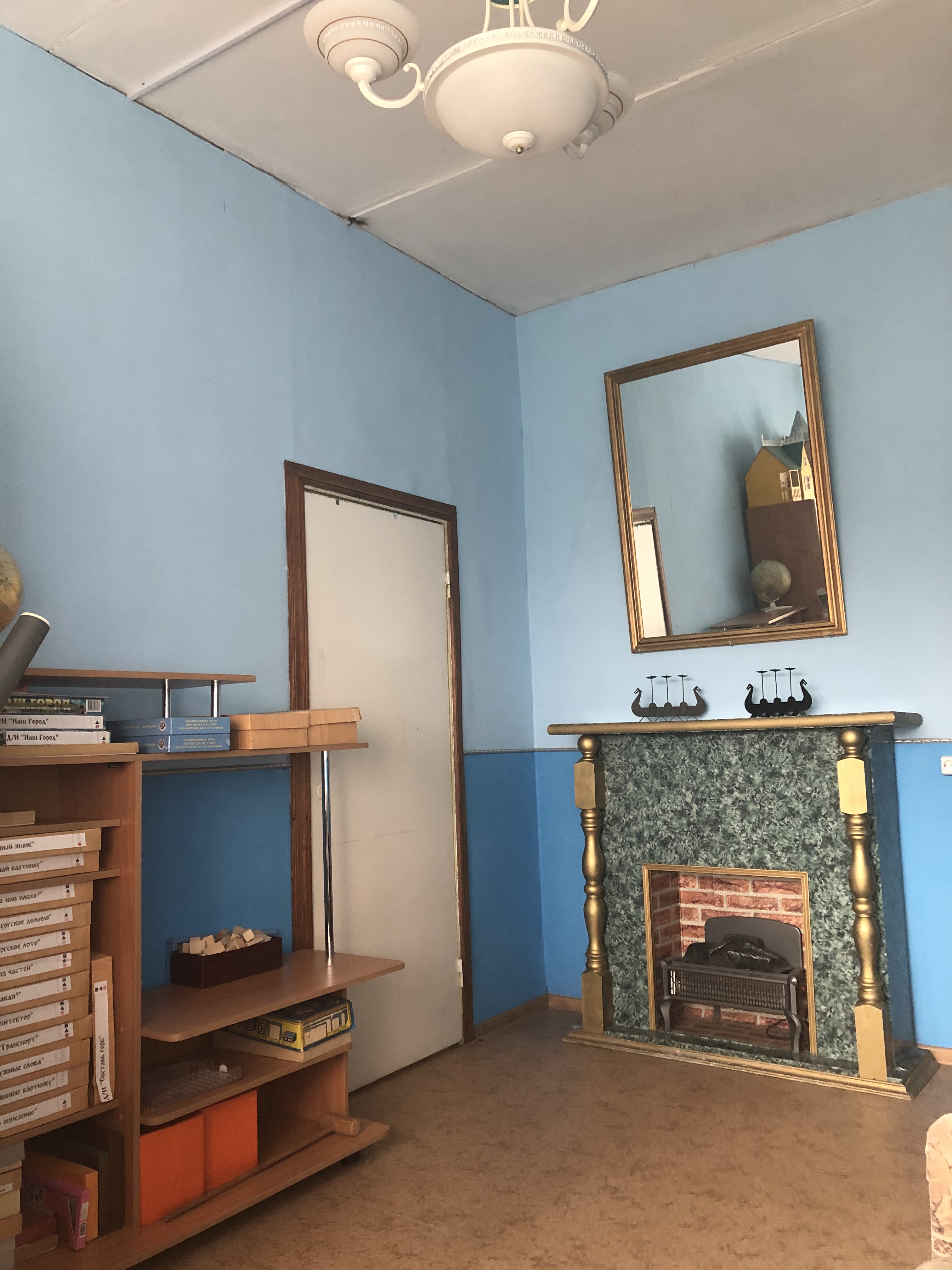 Петербургская гостиная 